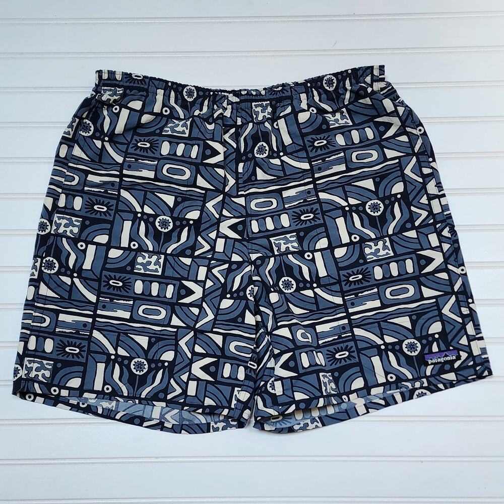 Patagonia Men's Baggies Longs-7" Shorts Size M  New Versions: New Navy,